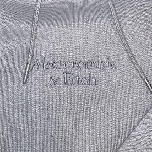 Small worn once Abercrombie hoodie - Picture 3 of 3